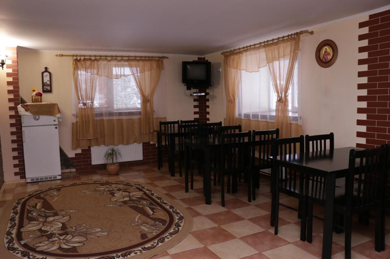 Hotel Karpatskyi Maetok Slavske Esterno foto