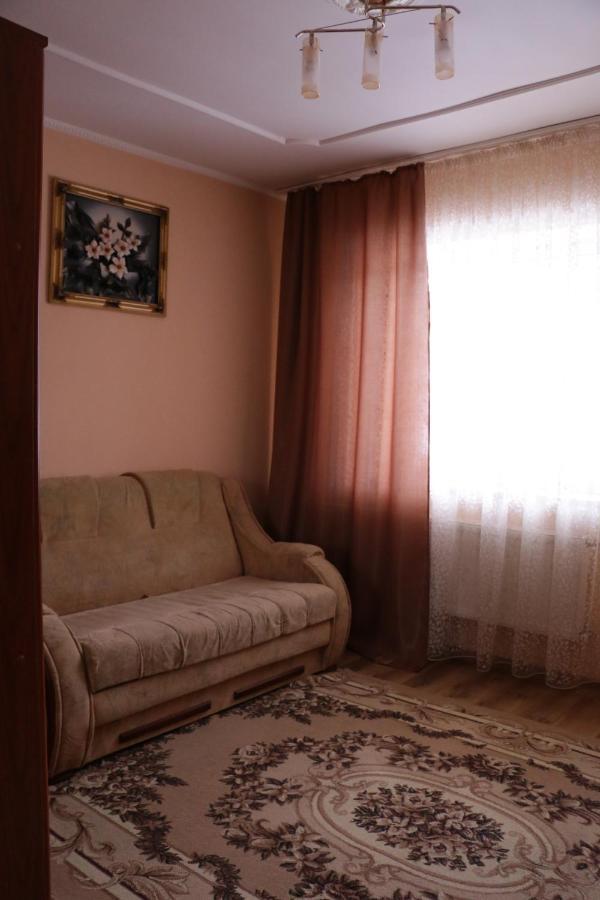 Hotel Karpatskyi Maetok Slavske Esterno foto